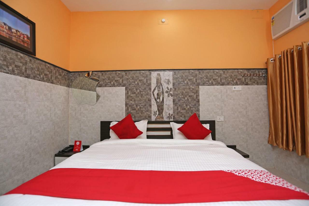 Hotel Bachchan Palace Varanasi Exterior photo